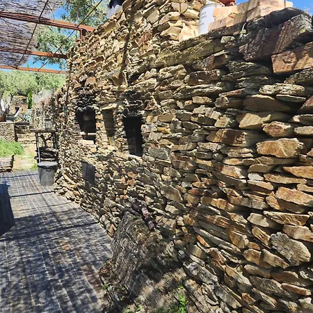 בית כפרי Quinta Dos Piscos Barcos